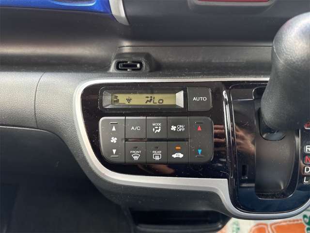 ホンダ Ｎ　ＢＯＸ ６６０ Ｇ Ｌパッケージ ２トーンカラースタイル H27年 (近畿) 99