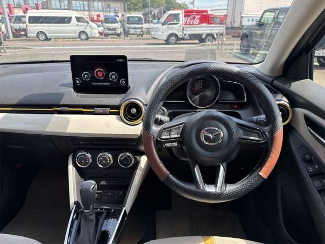 マツダ ＭＡＺＤＡ２ １．５ １５Ｓ サンリット シトラス R4年 (近畿) 99