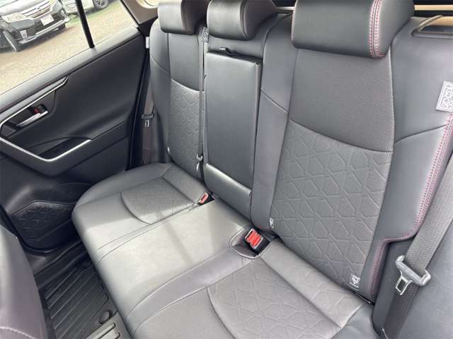 トヨタ ＲＡＶ４ ２．０ アドベンチャー オフロード パッケージＩＩ ４ＷＤ R4年 (近畿) 99