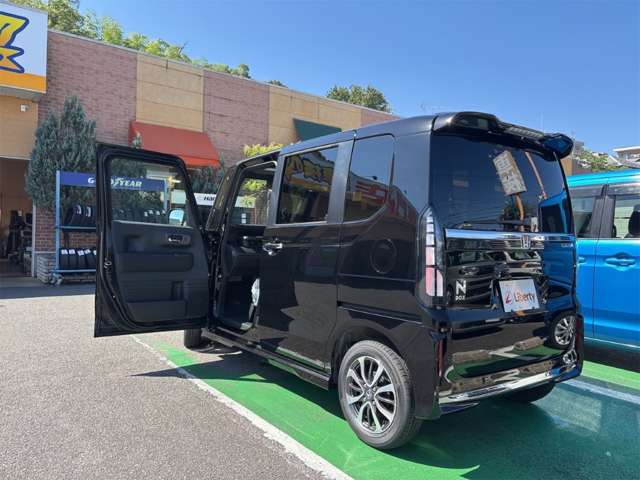 ホンダ Ｎ　ＢＯＸ カスタム ６６０ R8年 (近畿) 99