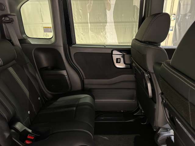 ホンダ Ｎ　ＢＯＸ カスタム ６６０ Ｌ ターボ R3年 (中国) 99