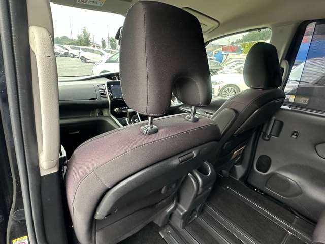 日産 セレナ ２．０ ハイウェイスター Ｖセレクション H29年 (関東) 99