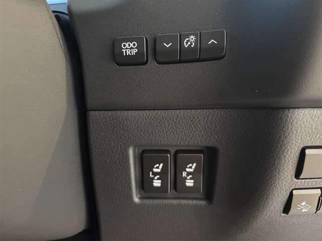 レクサス ＮＸ３００ｈ バージョンＬ H27年 (近畿) 99