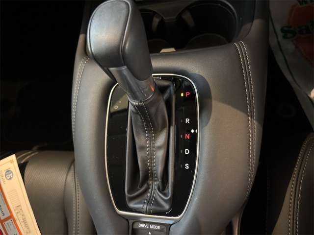 ホンダ ＺＲ−Ｖ １．５ Ｚ R6年 (近畿) 99