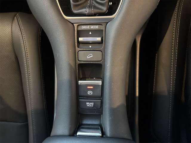 ホンダ ＺＲ−Ｖ １．５ Ｚ R6年 (近畿) 99