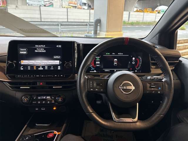 日産 ノートオーラ １．２ ＮＩＳＭＯ R7年 (近畿) 99