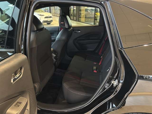 日産 ノートオーラ １．２ ＮＩＳＭＯ R7年 (近畿) 99