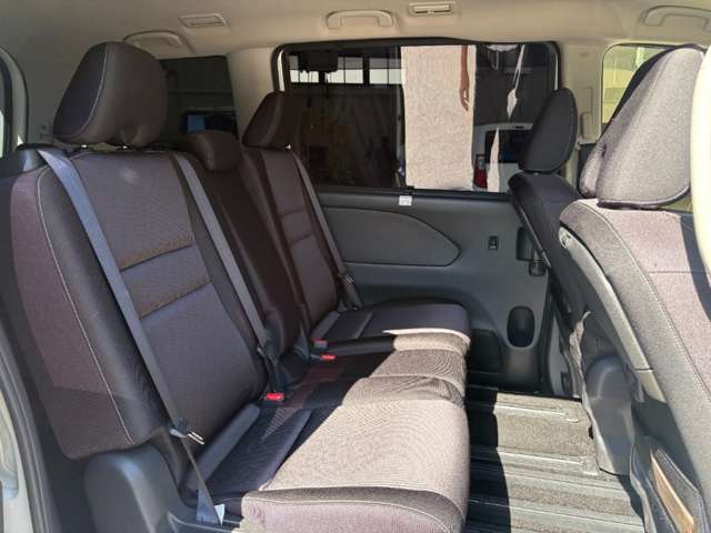 日産 セレナ ２．０ ハイウェイスター Ｖセレクション H30年 (近畿) 99