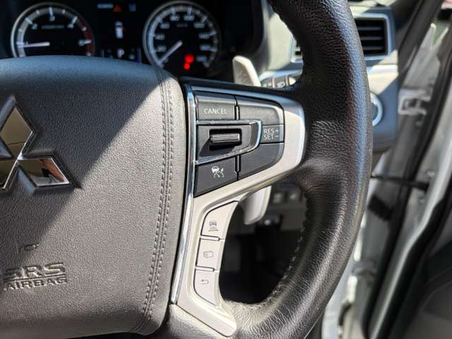 三菱 デリカ　Ｄ：５ ２．２ Ｇ パワーパッケージ ディーゼルターボ ４ＷＤ R4年 (近畿) 99