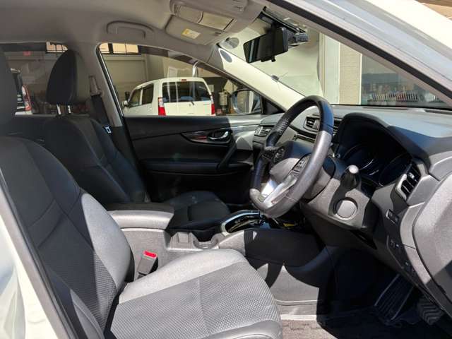 日産 エクストレイル ２．０ ２０Ｘ ２列車 H30年 (近畿) 99