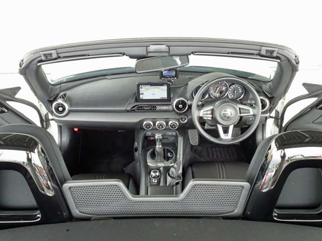 光岡自動車 ロックスター １．５ Ｓ スペシャル パッケージ R2年 (東海) 99