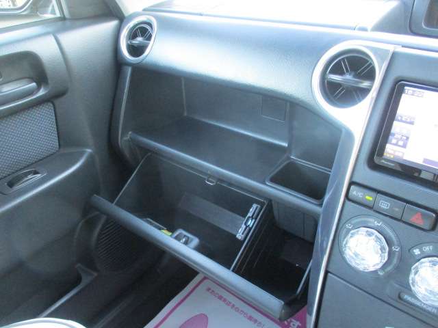トヨタ ｂＢ １．５ Ｚ Ｘバージョン ４ＷＤ H16年 (関東) 99