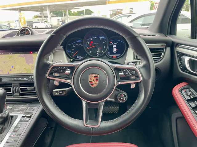 ポルシェ マカン シュポルト エディション （レザーパッケージ装着車） ＰＤＫ ４ＷＤ R1年 (関東) 99