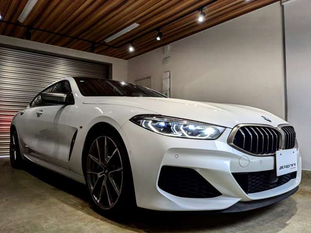 ＢＭＷ ８シリーズ Ｍ８５０Ｉ Ｘドライブ ４ＷＤ R1年 (関東) 99