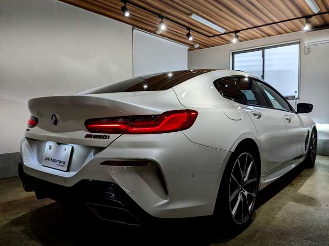 ＢＭＷ ８シリーズ Ｍ８５０Ｉ Ｘドライブ ４ＷＤ R1年 (関東) 99