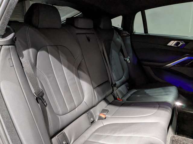 ＢＭＷ Ｘ６ Ｍ５０Ｉ ４ＷＤ R2年 (関東) 99