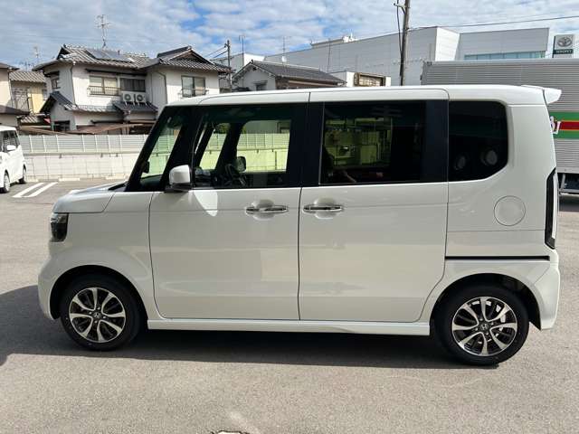 ホンダ Ｎ　ＢＯＸ カスタム ６６０ R8年 (中国) 99