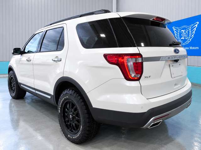 フォード エクスプローラー タイタニアム ４ＷＤ H28年 (東海) 99