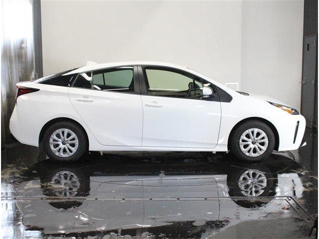 トヨタ プリウス １．８ Ｓ Ｅ－ＦＯＵＲ ４ＷＤ R2年 (北海道) 99
