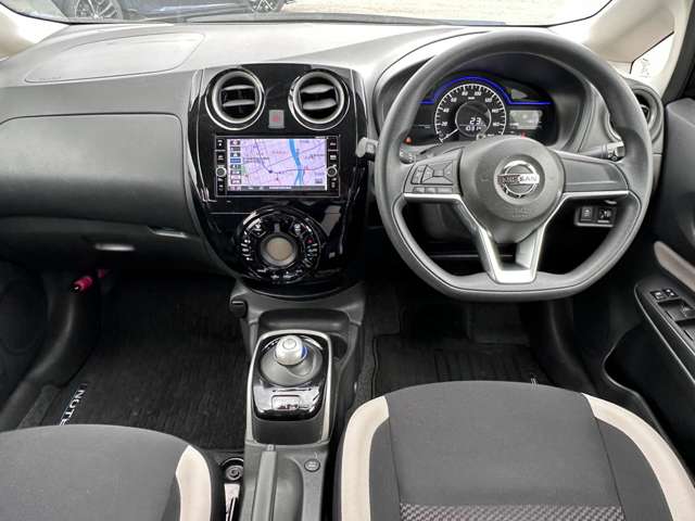日産 ノート １．２ Ｅ－ＰＯＷＥＲ Ｘ H29年 (甲信越・北陸) 99
