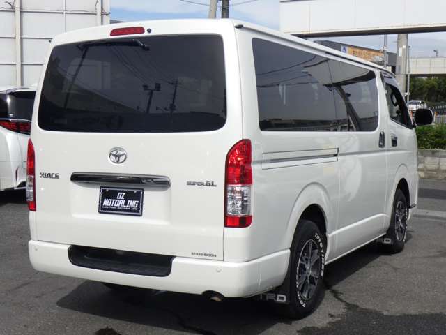 トヨタ ハイエースバン ２．０ スーパーＧＬ ダークプライムＩＩ ロングボディ R1年 (関東) 99