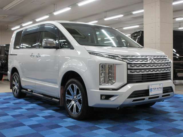 三菱 デリカ　Ｄ：５ ２．２ Ｐ ディーゼルターボ ４ＷＤ R1年 (関東) 99