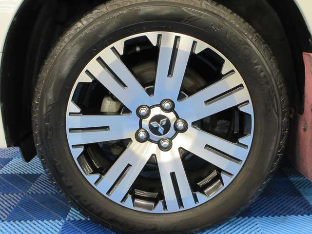 三菱 デリカ　Ｄ：５ ２．２ Ｐ ディーゼルターボ ４ＷＤ R1年 (関東) 99