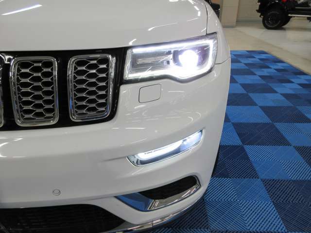ジープ グランドチェロキー サミット ４ＷＤ H30年 (関東) 99