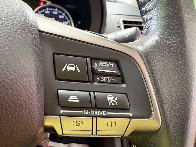 スバル インプレッサスポーツ １．６ Ｉ－Ｓ アイサイト ４ＷＤ H28年 (関東) 99