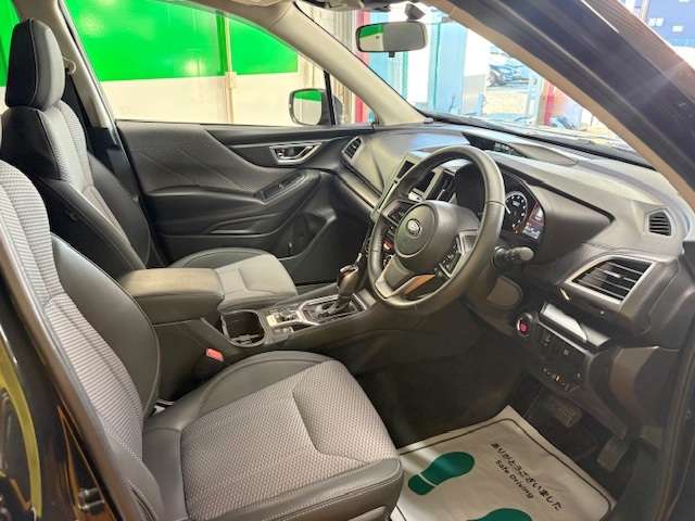 スバル フォレスター　ハイブリッド ２．０ ツーリング ４ＷＤ R6年 (関東) 99