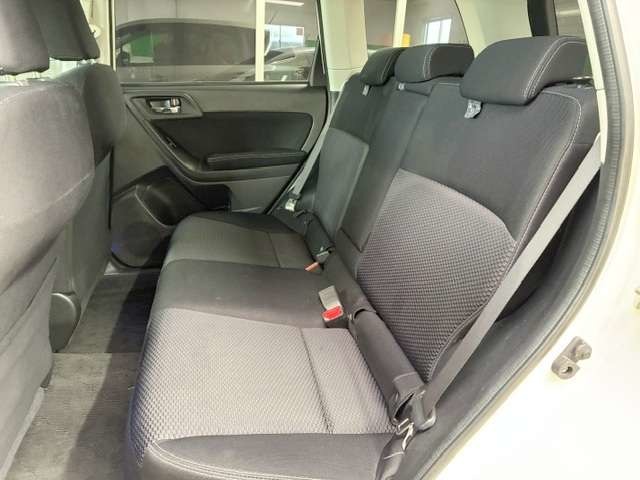 スバル フォレスター ２．０Ｉ－Ｓ アイサイト ４ＷＤ H25年 (関東) 99
