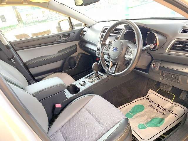 スバル レガシィアウトバック ２．５ エックスアドバンス ４ＷＤ H29年 (関東) 99