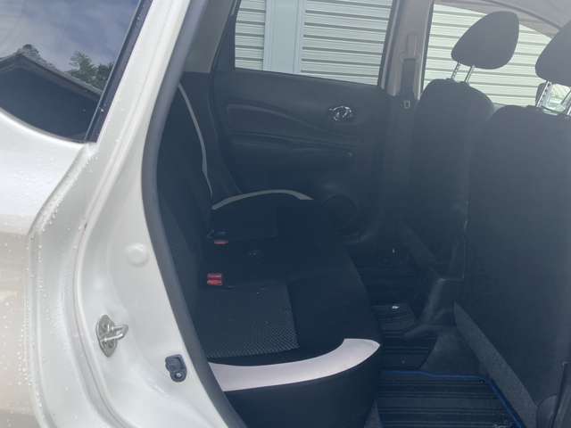 日産 ノート １．２ Ｅ－ＰＯＷＥＲ Ｘ Ｖセレクション R2年 (近畿) 99