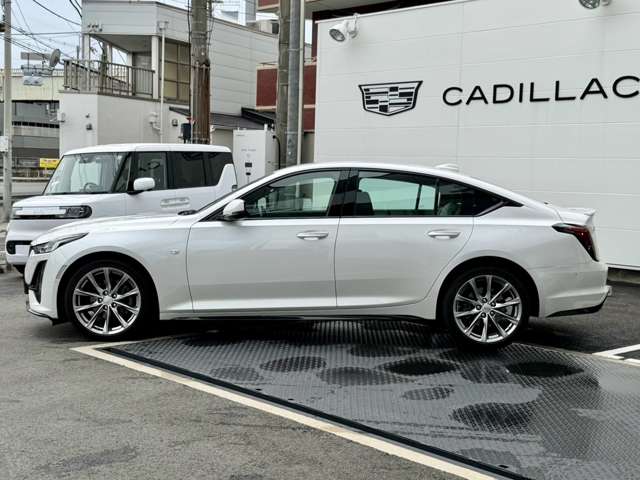キャデラック ＣＴ５ スポーツ R4年 (近畿) 99