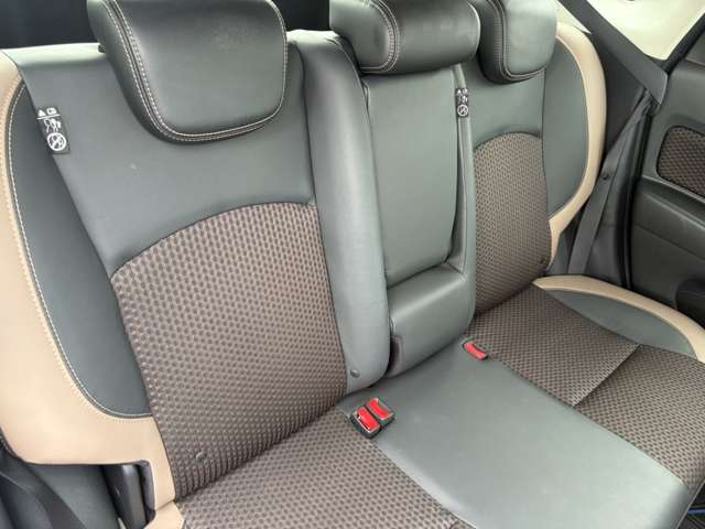 日産 ノート １．２ Ｅ－ＰＯＷＥＲ メダリスト H28年 (近畿) 99