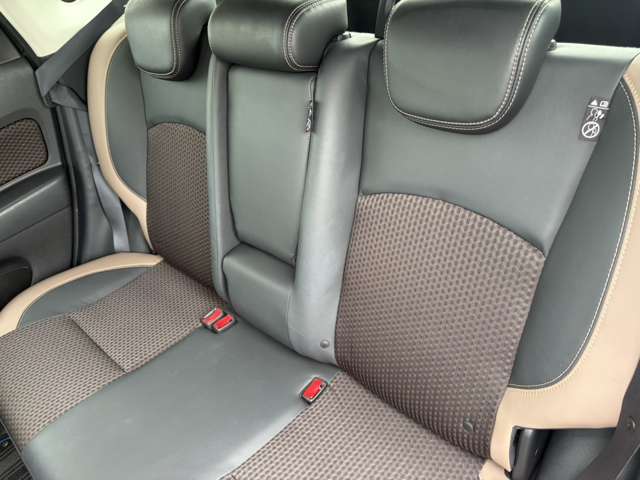 日産 ノート １．２ Ｅ－ＰＯＷＥＲ メダリスト H28年 (近畿) 99