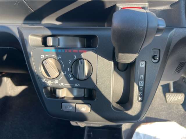 ダイハツ ミラ　イース ６６０ Ｌ ＳＡＩＩＩ R8年 (近畿) 99