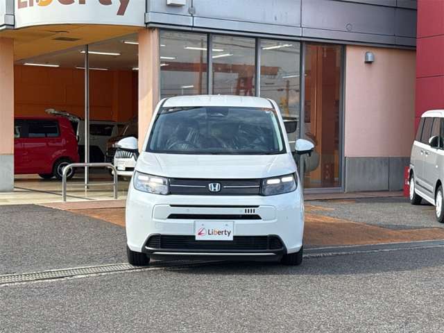 ホンダ フリード　ハイブリッド １．５ Ｅ：ＨＥＶ エアー ＥＸ R8年 (近畿) 99