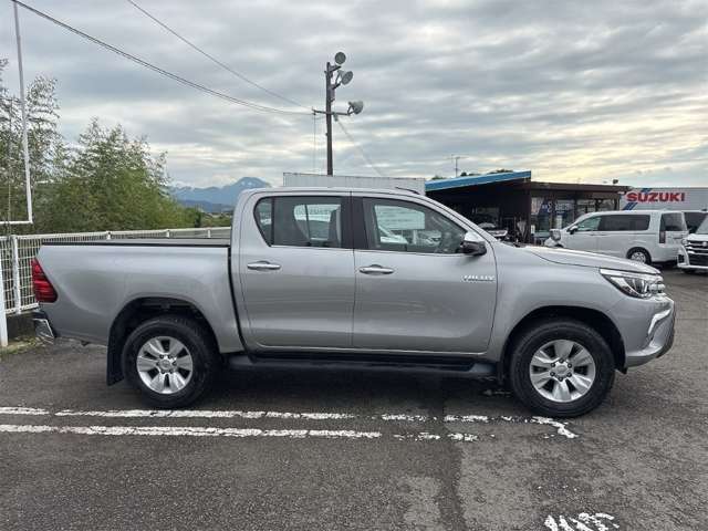 トヨタ ハイラックス ２．４ Ｚ ディーゼルターボ ４ＷＤ H30年 (四国) 99