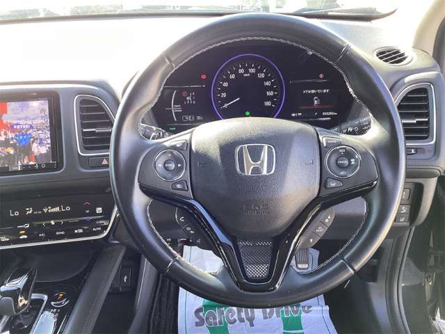 ホンダ ヴェゼル １．５ ハイブリッド Ｚ ホンダセンシング R1年 (四国) 99