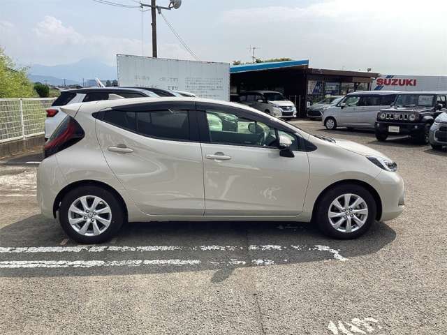 トヨタ アクア １．５ Ｚ R4年 (四国) 99