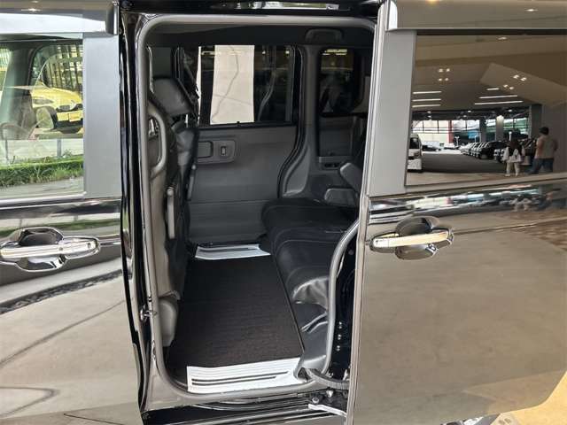 ホンダ Ｎ　ＢＯＸ カスタム ６６０ ターボ R6年 (近畿) 99