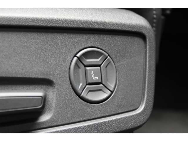 アウディ Ｑ５ ＴＤＩ クワトロ １５０ＫＷ アドバンスト Ｓラインパッケージ ディーゼルターボ ４ＷＤ R7年 (近畿) 99