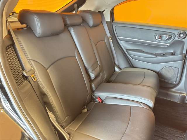 ホンダ ヴェゼル １．５ Ｅ：ＨＥＶ Ｚ R3年 (近畿) 99