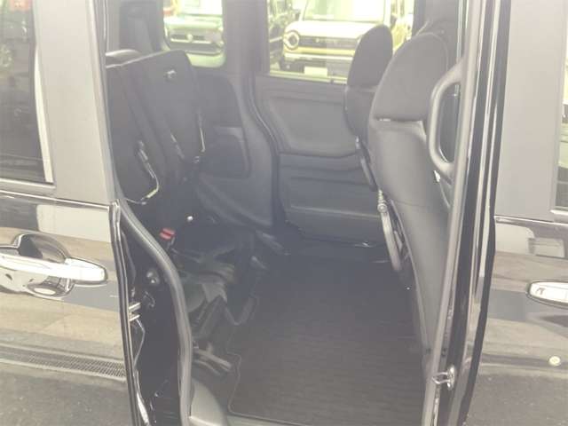 ホンダ Ｎ　ＢＯＸ カスタム ６６０ Ｌ R5年 (近畿) 99