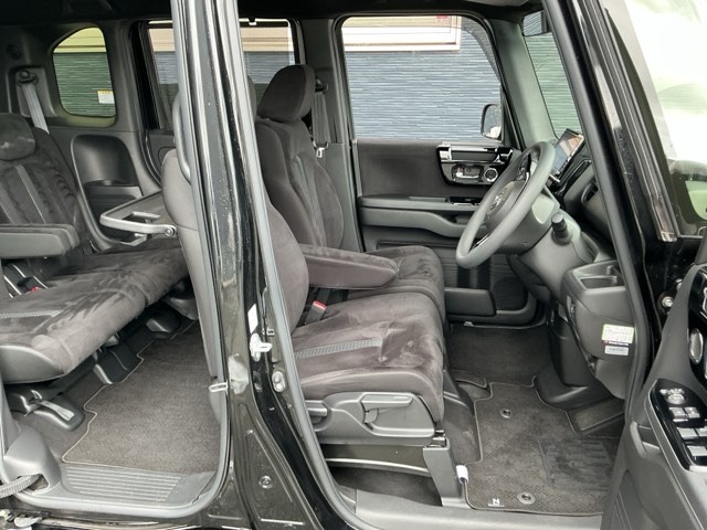 ホンダ Ｎ　ＢＯＸ カスタム ６６０ Ｌ R4年 (近畿) 99