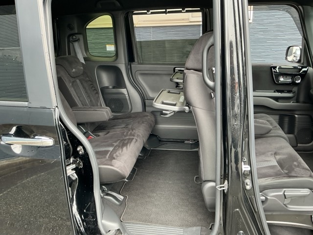 ホンダ Ｎ　ＢＯＸ カスタム ６６０ Ｌ R4年 (近畿) 99