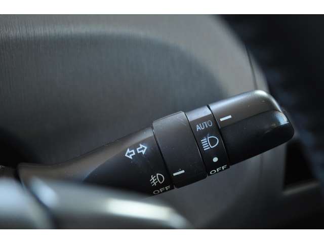 トヨタ プリウスΑ １．８ Ｓ チューン ブラック H26年 (近畿) 99