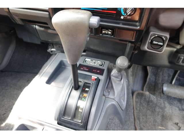 トヨタ ランドクルーザーバン ４．２ ＺＸ ディーゼル ４ＷＤ H11年 (九州・沖縄) 99