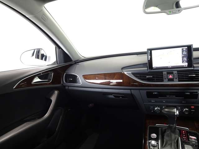 アウディ Ａ６ ２．８ ＦＳＩ クワトロ ４ＷＤ H25年 (関東) 99